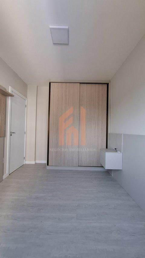 Apartamento de 02 dorms reformado e semi mobiliado no bairro Tabuleiro, ocupação imediata! - Camboriú - 