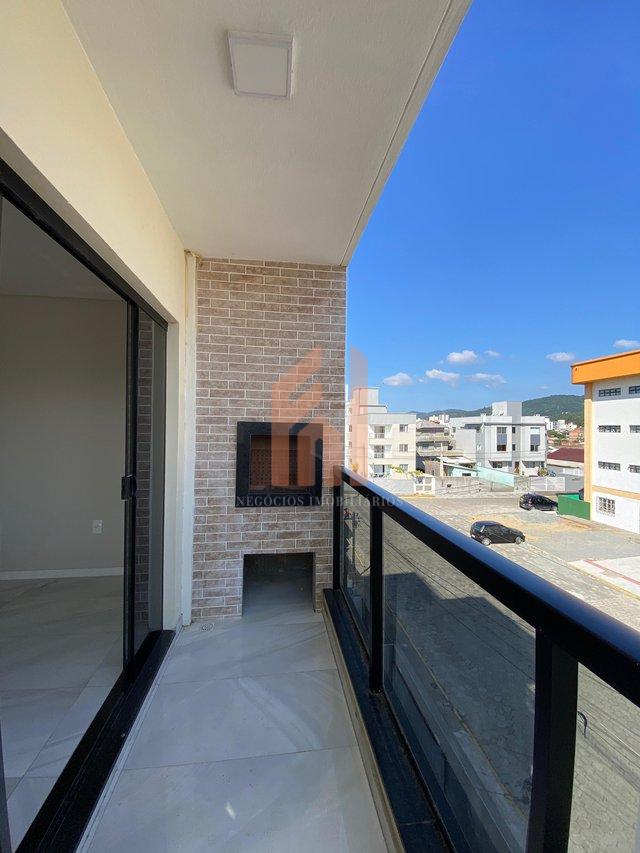 Apartamento de 02 dormitórios com 105m² | AVALIA IMÓVEL DE MENOR VALOR - Camboriú - 