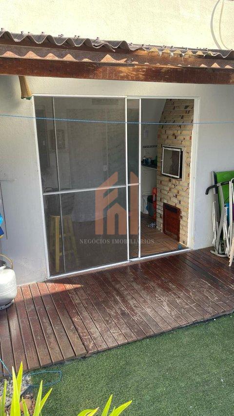 Sobrado 2 suítes de 100m2 com 2 vagas no Centro da cidade  - Camboriú - 