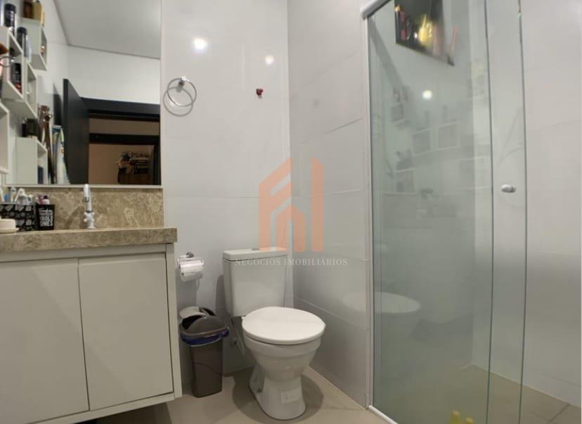 Apartamento 2 dormitórios no centro próximo ao Koch - Camboriú - 