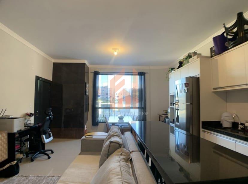 Apartamento 2 dormitórios no centro próximo ao Koch - Camboriú - 