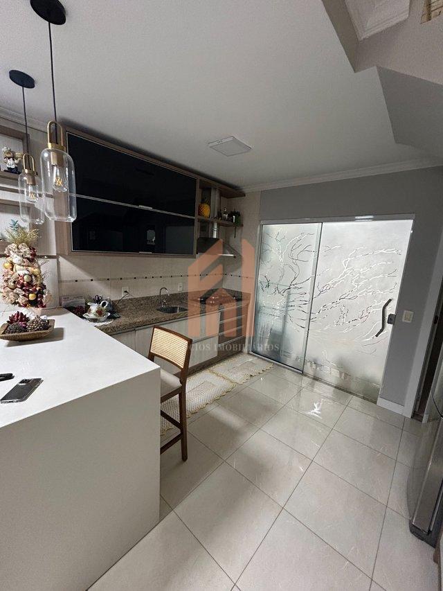Sobrado 2 dormitórios 93m2 no bairro Cedros  - Camboriú - 