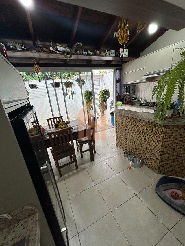 Sobrado 2 dormitórios 93m2 no bairro Cedros  - Camboriú - 