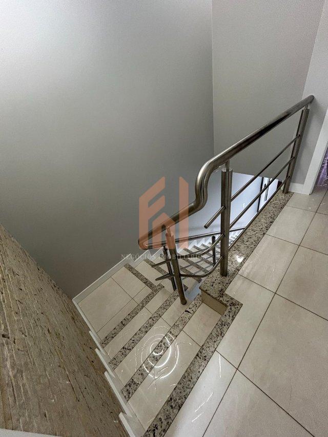 Sobrado 2 dormitórios 93m2 no bairro Cedros  - Camboriú - 