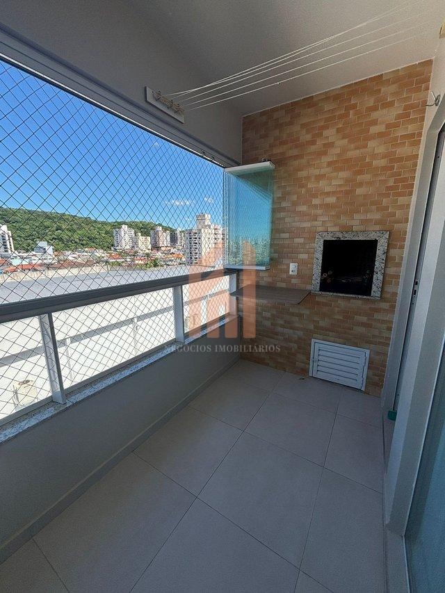 Apto Mobiliado de 02 dormitórios em condomínio com completa infraestrutura! - Camboriú - 