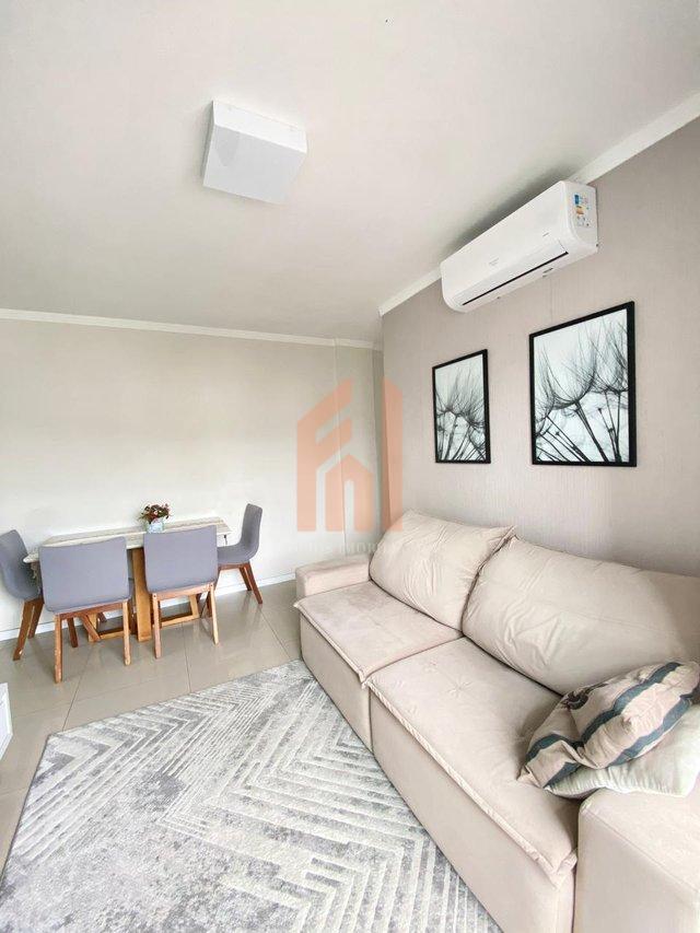 APTO DE 02 DORMS COM 02 VAGAS NA GARAGEM | Em andar alto com vista panorâmica  Camboriú - 