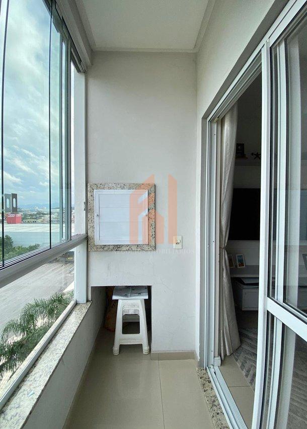APTO DE 02 DORMS COM 02 VAGAS NA GARAGEM | Em andar alto com vista panorâmica  Camboriú - 