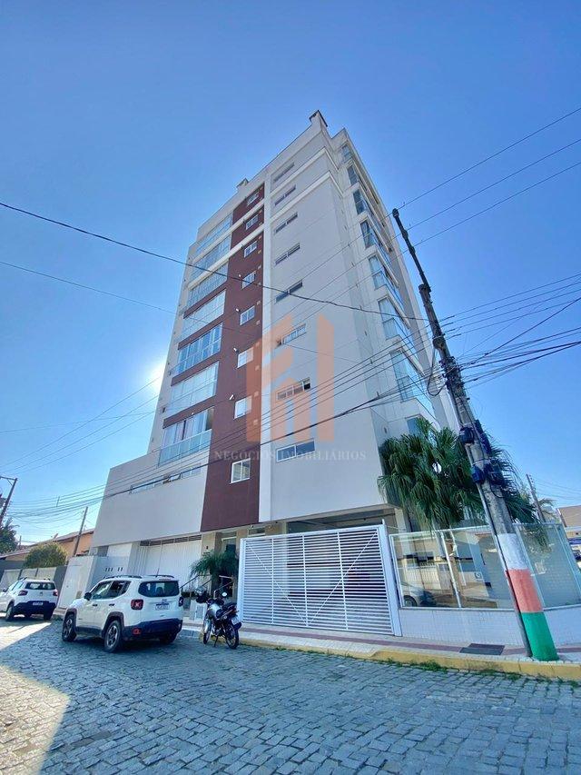 APARTAMENTO MOBILIADO | No Centro de Camboriú, andar alto com linda vista panorâmica - Camboriú - 