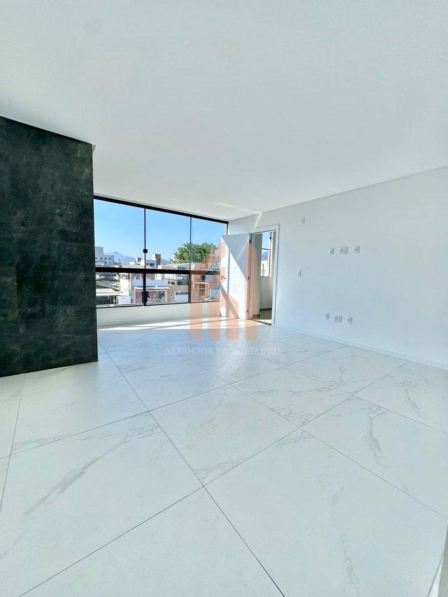 Apartamento térreo de 2 quartos sendo um suíte em rua calma - Camboriú - 