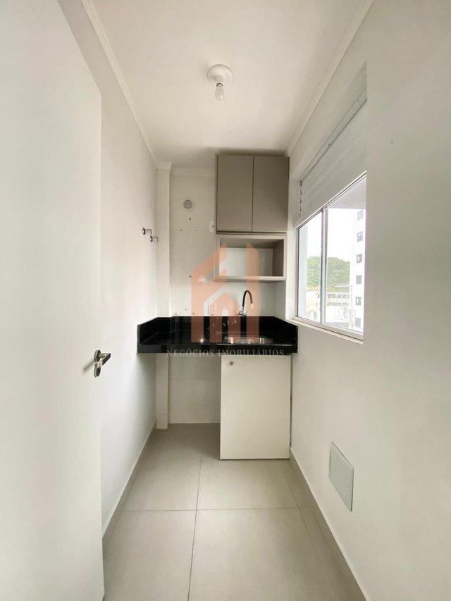 Apartamento de 02 suítes com fácil acesso a praia de Balneário Camboriú  Camboriú - 