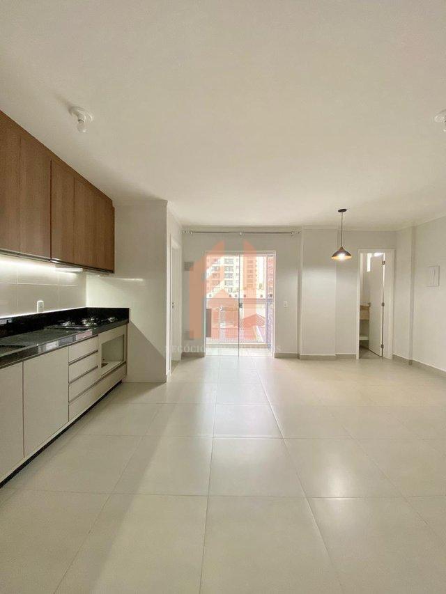 Apartamento de 02 suítes com fácil acesso a praia de Balneário Camboriú  Camboriú - 