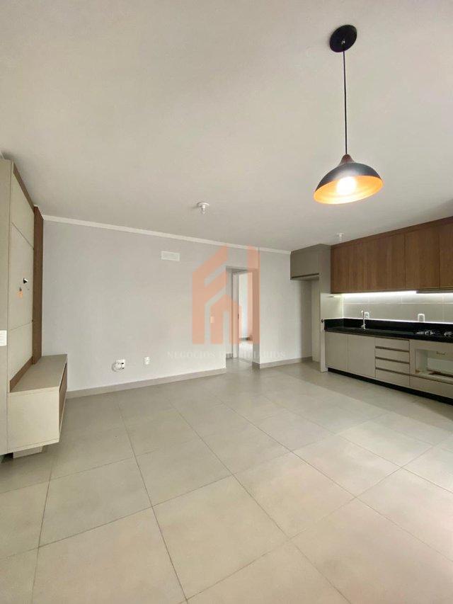 Apartamento de 02 suítes com fácil acesso a praia de Balneário Camboriú  Camboriú - 