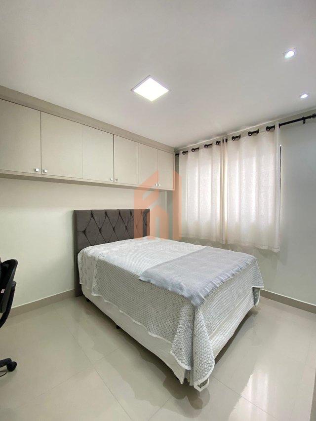 Apartamento semi mobiliado com fácil acesso a praia de Balneário Camboriú  Camboriú - 