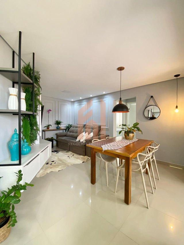 Apartamento semi mobiliado com fácil acesso a praia de Balneário Camboriú  Camboriú - 