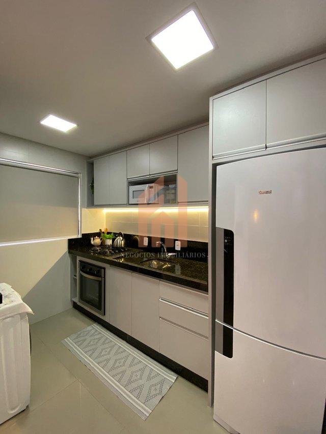 Apartamento semi mobiliado com fácil acesso a praia de Balneário Camboriú  Camboriú - 
