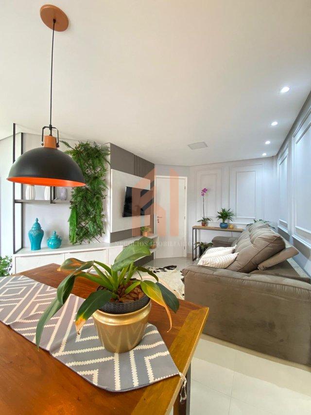 Apartamento semi mobiliado com fácil acesso a praia de Balneário Camboriú  Camboriú - 