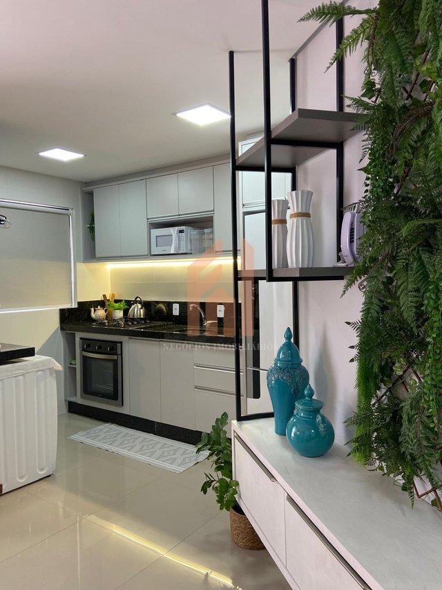 Apartamento semi mobiliado com fácil acesso a praia de Balneário Camboriú  Camboriú - 
